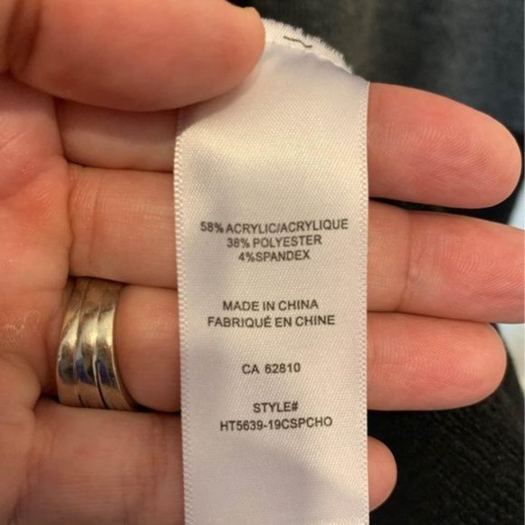 - RICKIS womans cape sweater. Colourblock gray/black. Buckle detail. Hood… - Picture 6 of 10